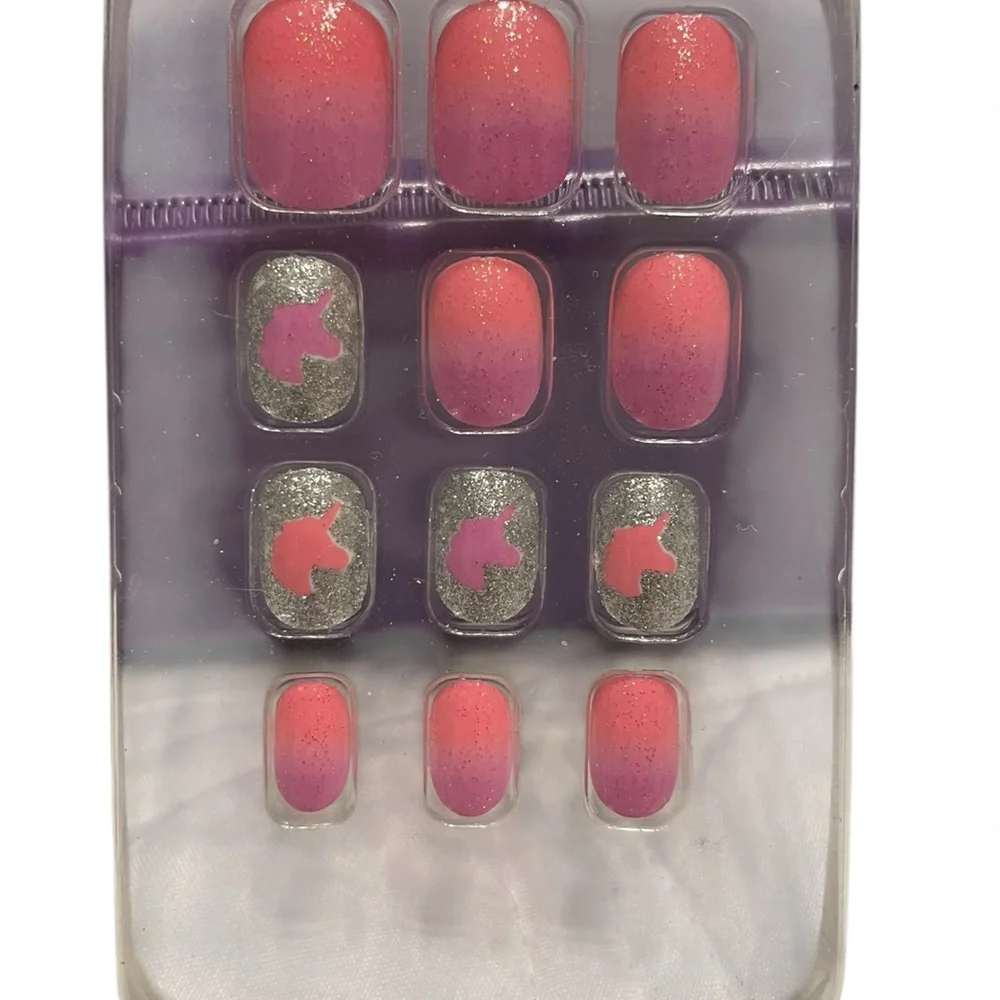 Frozen and Trolls Kids Press on Nail Set